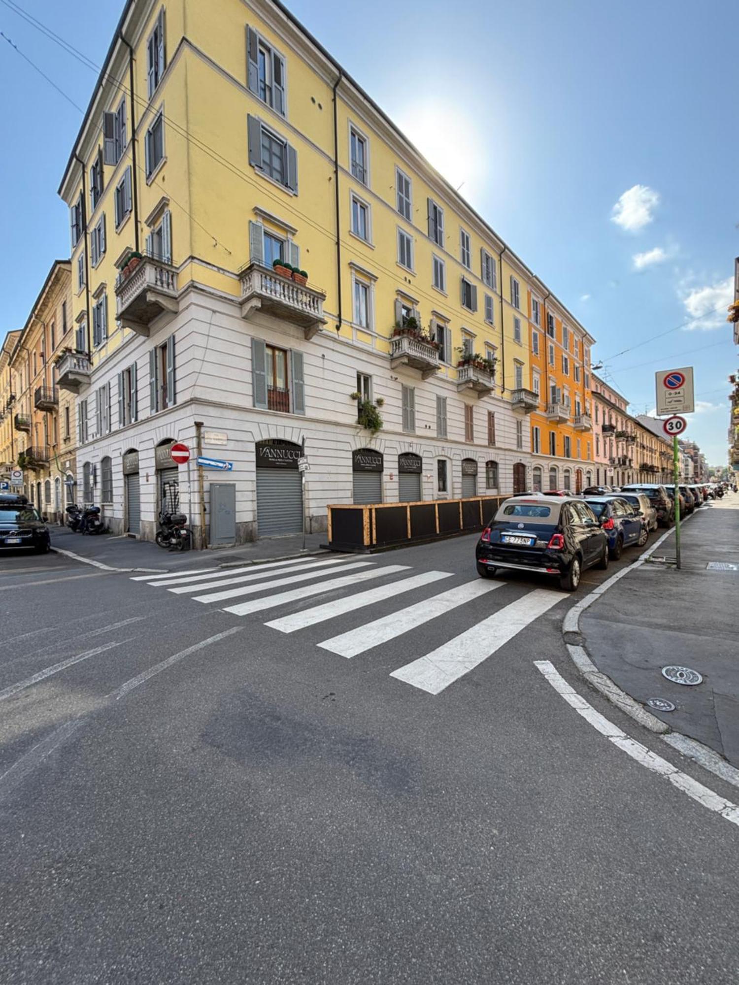 La Vecchia Milano-Les Nubles Vannucci - Il Ballatoio E Il Cortile Exterior foto